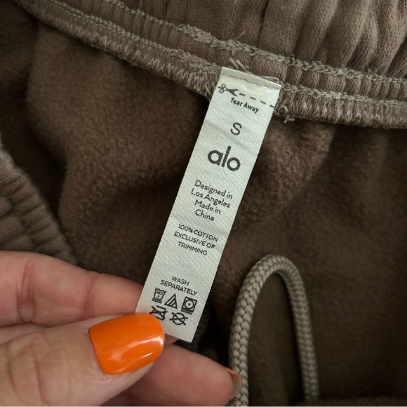 ALO Ombré Sweatpant - Picture 4 of 5